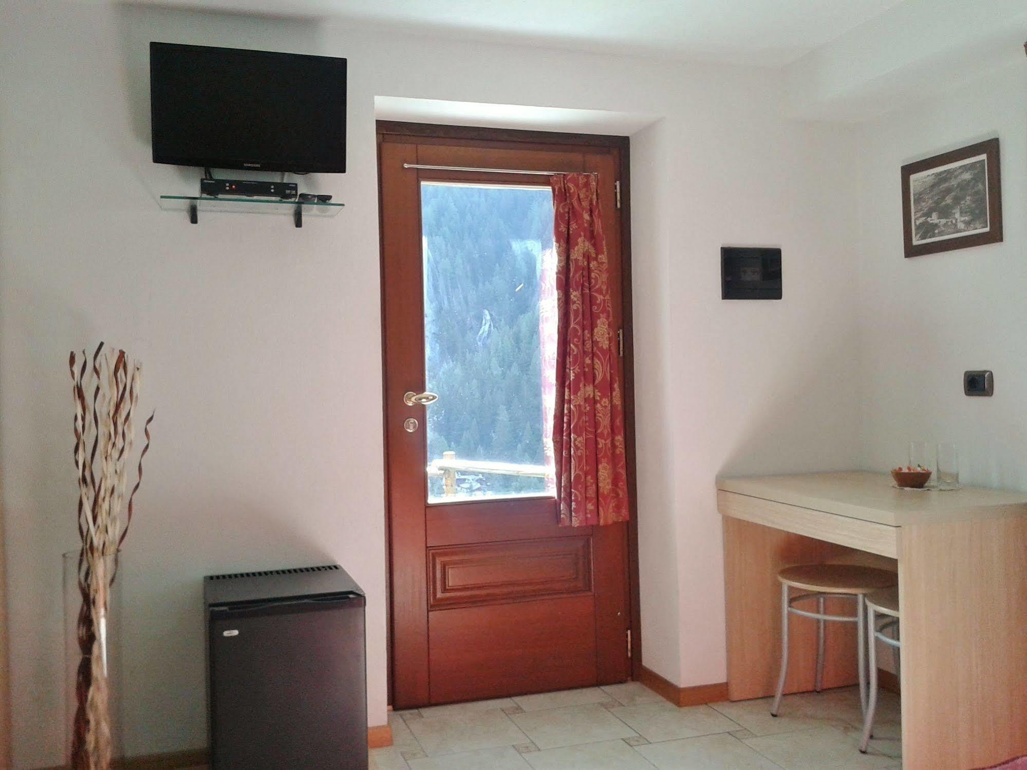 Affittacamere Buenavista Guest House Champoluc Extérieur photo