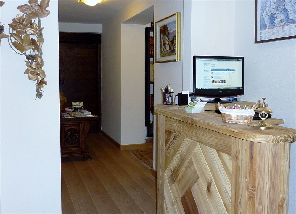 Affittacamere Buenavista Guest House Champoluc Extérieur photo